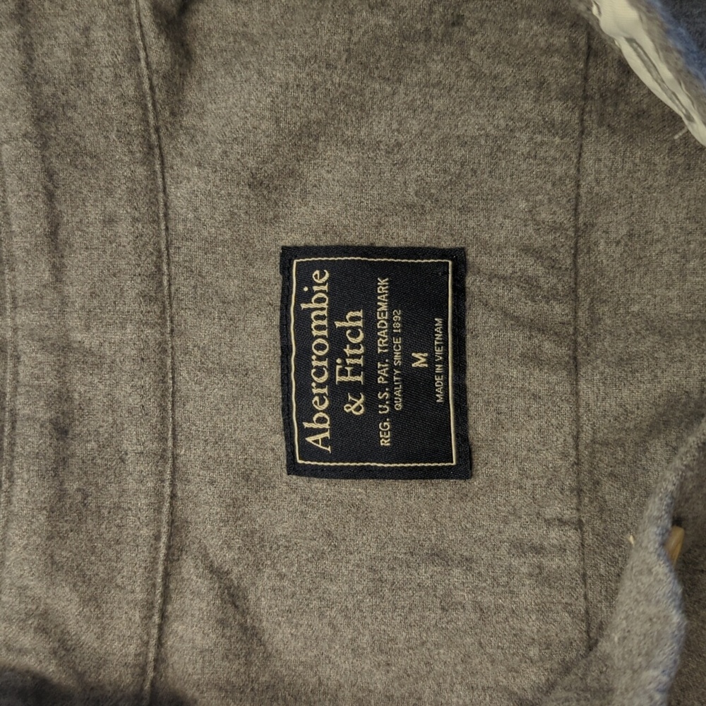 Abercrombie and Fitch Grey Flannel Long Sleeve Button Down Shirt
